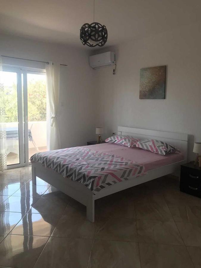 Suka Apartments Ulcinj Ngoại thất bức ảnh