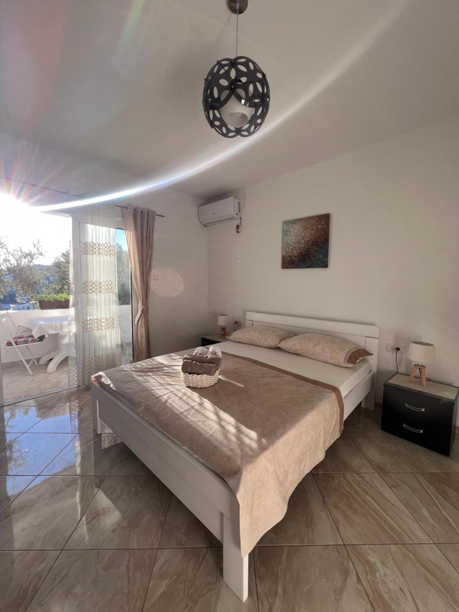 Suka Apartments Ulcinj Ngoại thất bức ảnh